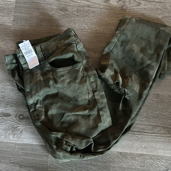 AE Camo pants - Picture 2 of 4